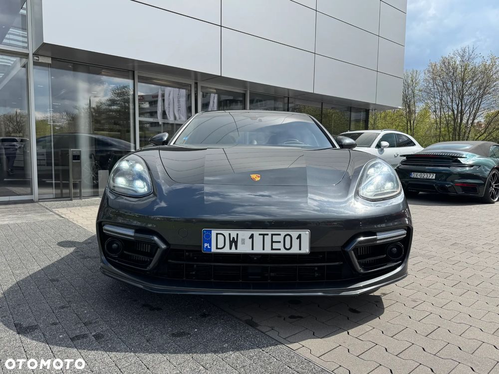 Porsche Panamera GTS - 9
