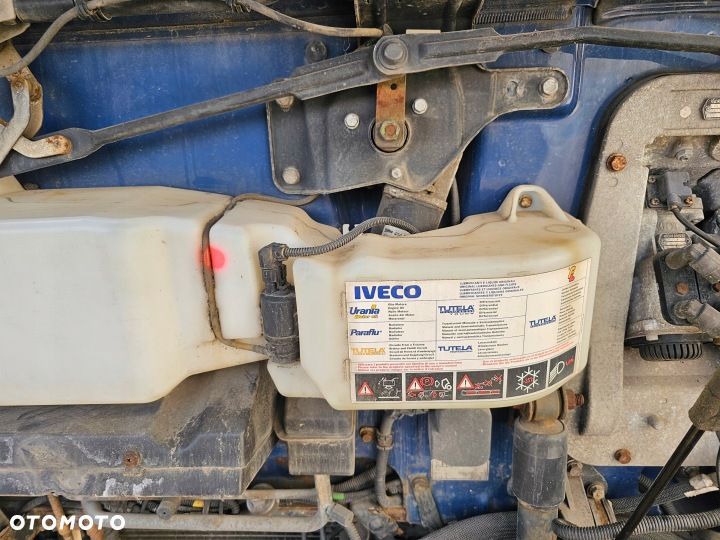 ZBIORNICZEK ZBIORNIK PŁYNU DO SPRYSKIWACZY IVECO EUROCARGO 02-15 rok - 3