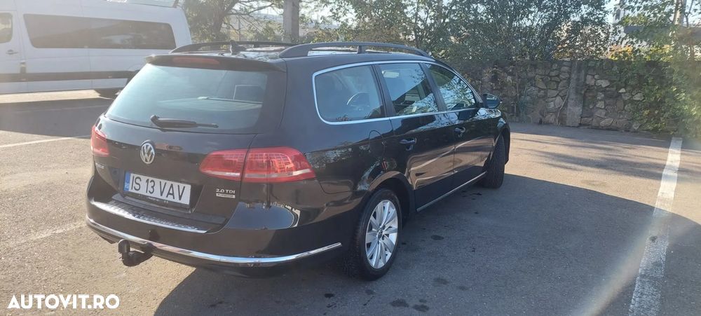 Volkswagen Passat Variant 2.0 TDI Blue TDI Comfortline - 3