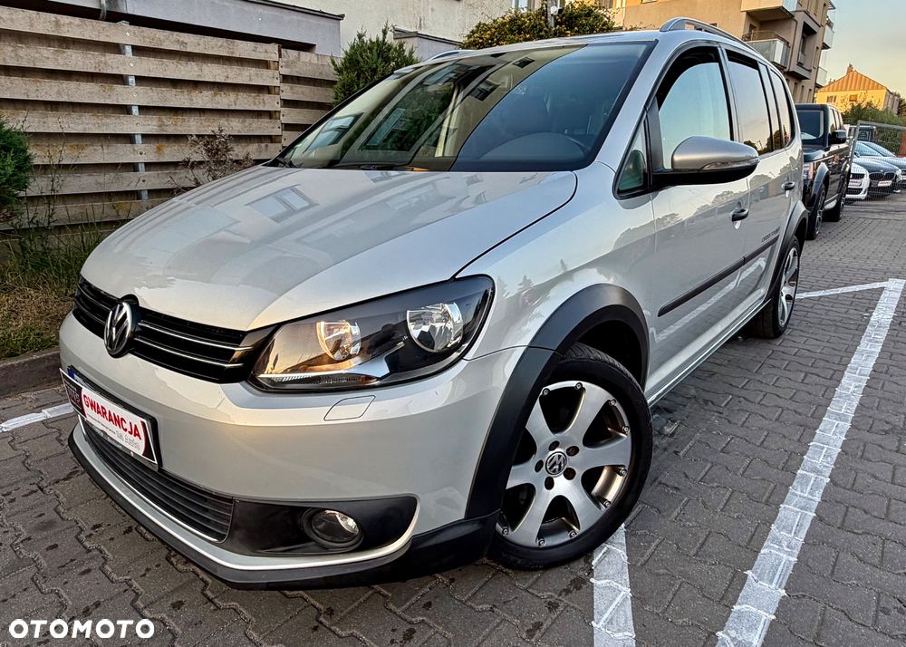 Volkswagen Touran - 2