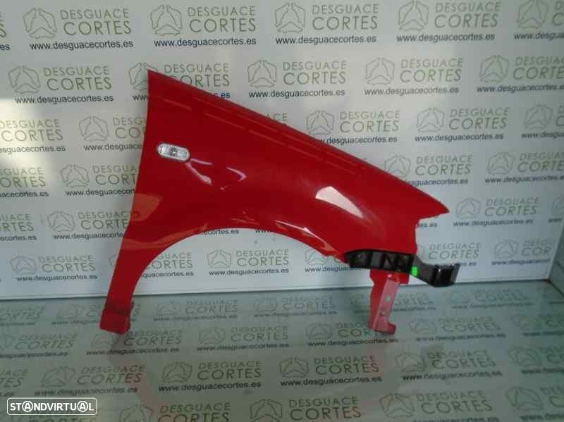 GUARDA-LAMAS FRENTE DIREITO VOLKSWAGEN POLO 60 1.4 60CV 1390CC - 1