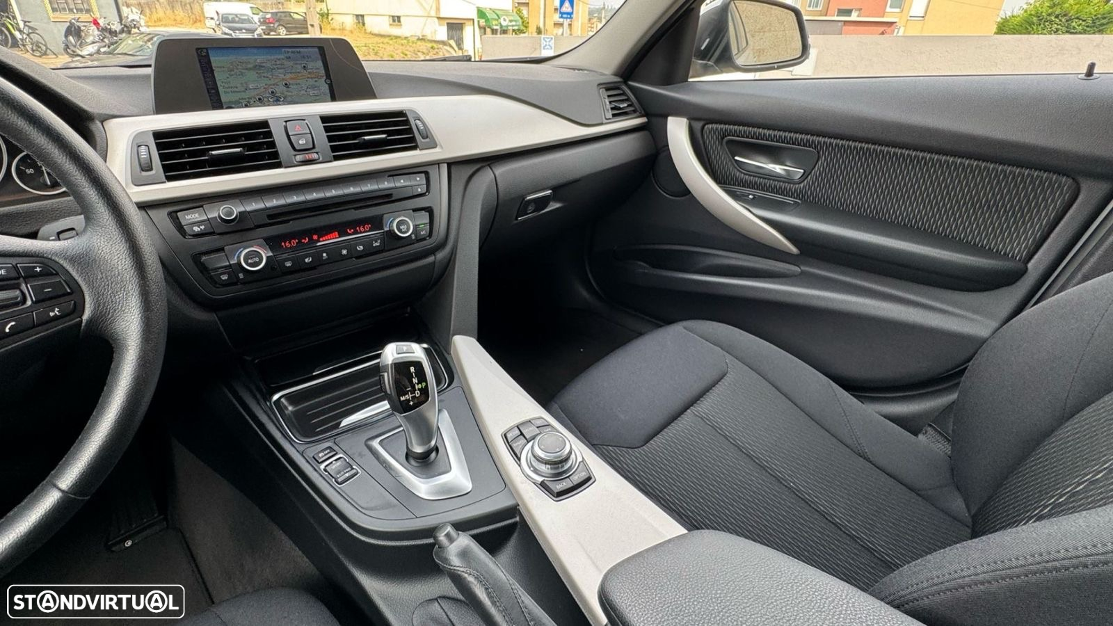 BMW 320 d Touring Aut. - 13