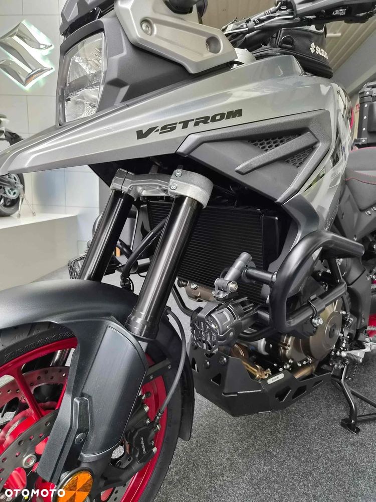 Suzuki V-STROM - 6