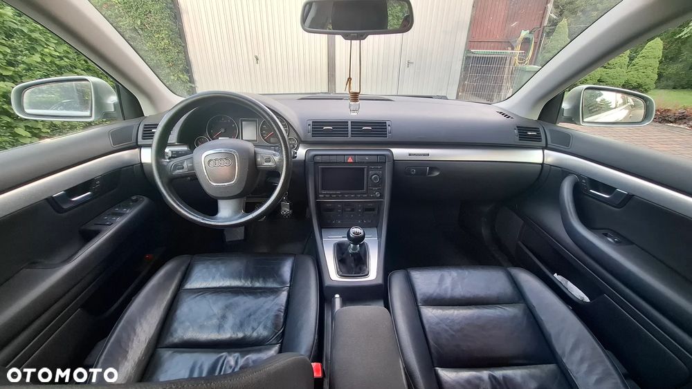 Audi A4 Avant 2.0 T FSI quattro - 7