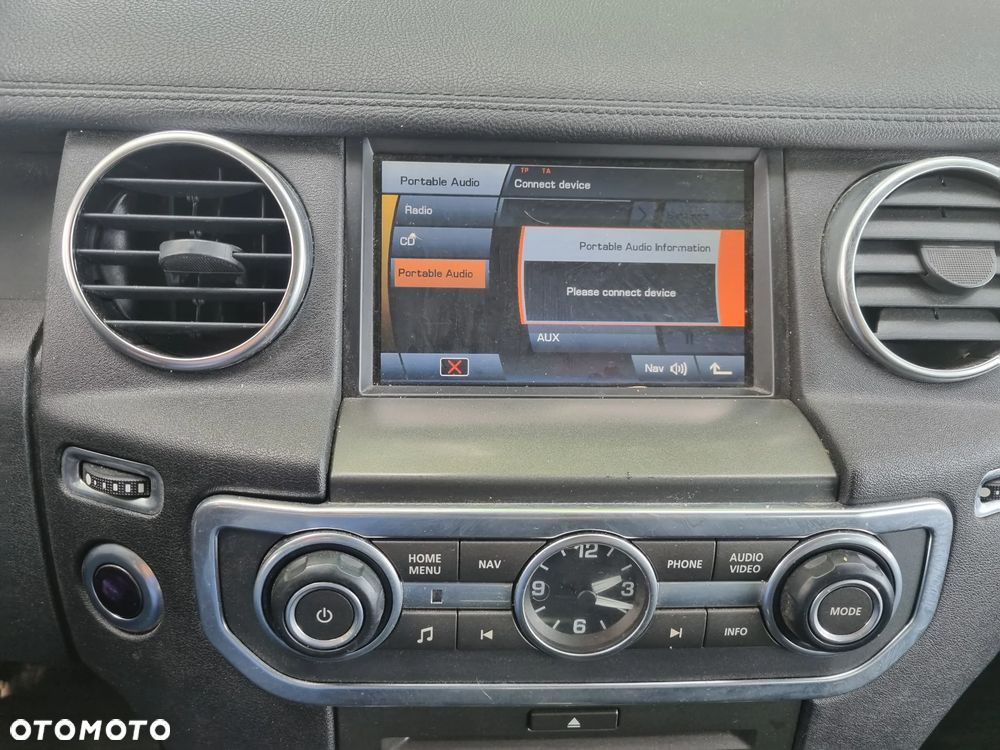 Land Rover Discovery 3.0 Si6 HSE Luxury - 24