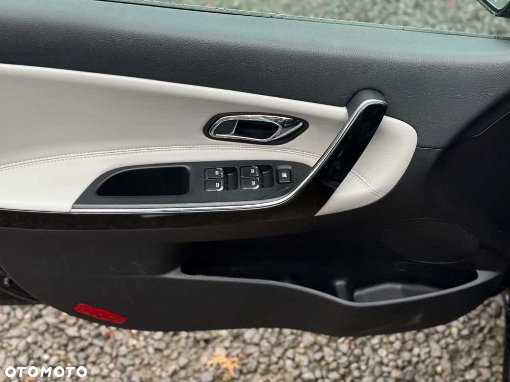 Kia Ceed - 12