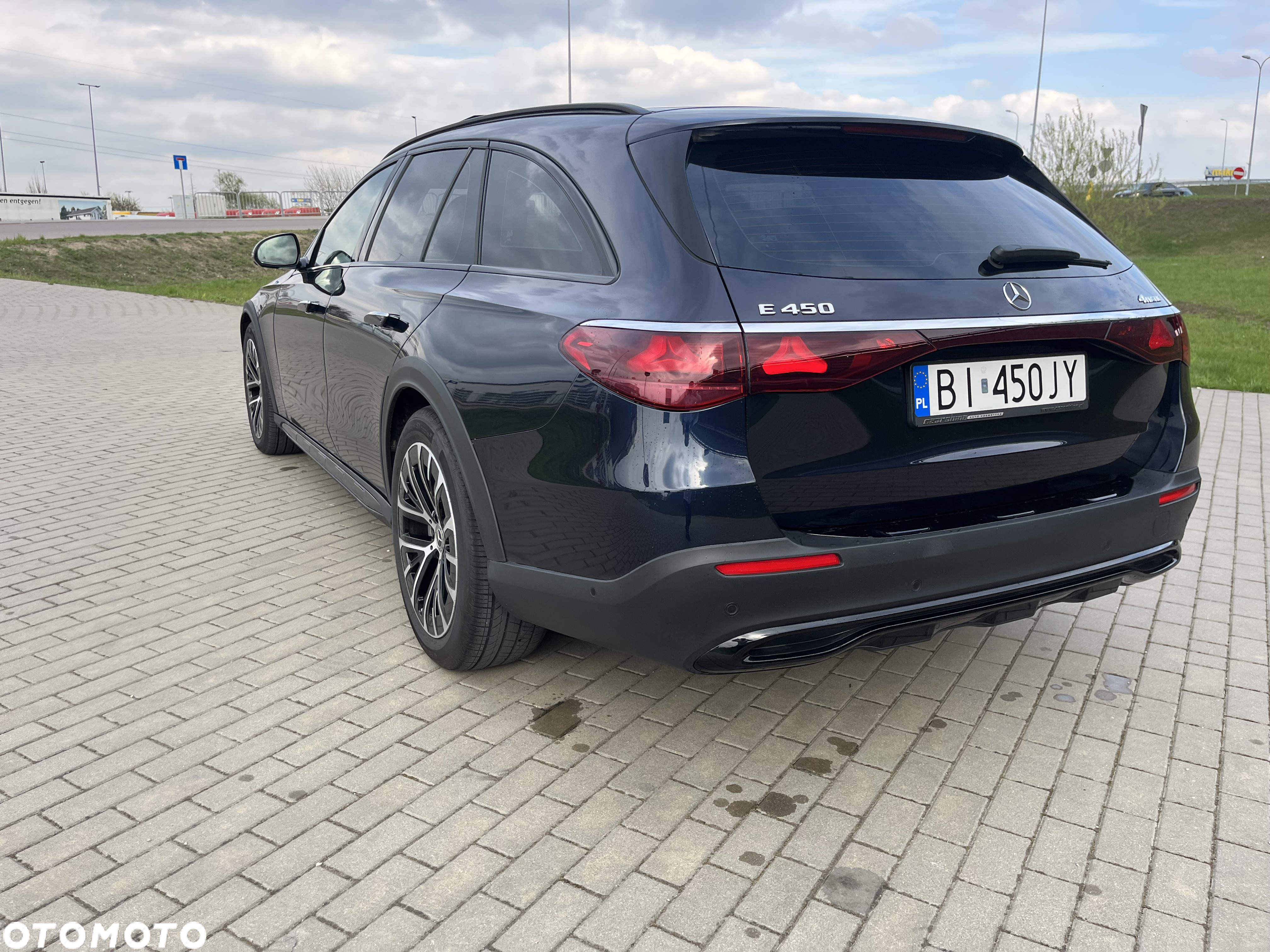 Mercedes-Benz Klasa E 450 mHEV 4-Matic AMG 9G-Tronic - 17