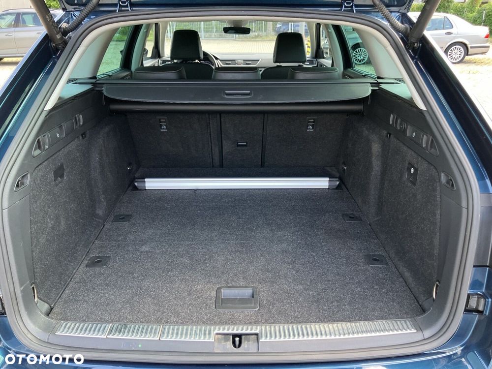 Skoda Superb 2.0 TDI SCR L&K DSG - 10