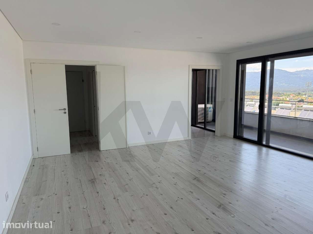 Arrendamento Apartamento T2 no Edifício Prestige, Tondela | Modernidad - Grande imagem: 2/18