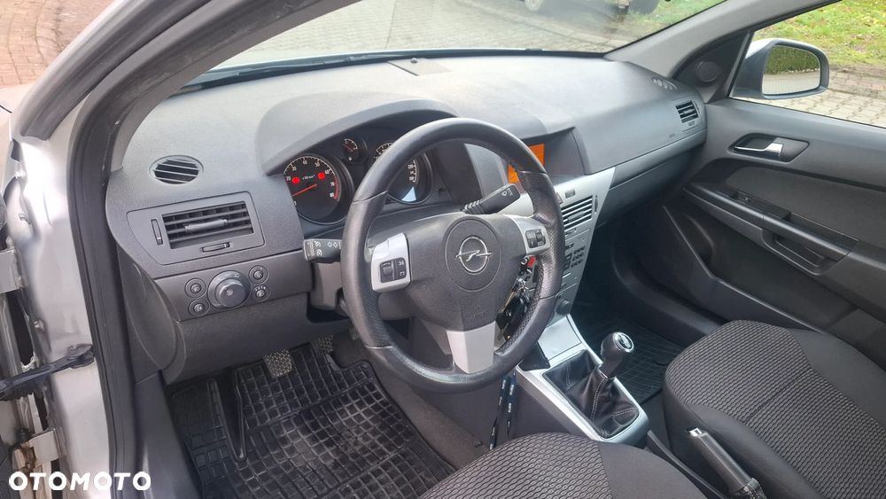 Opel Astra 1.6 Edition - 12