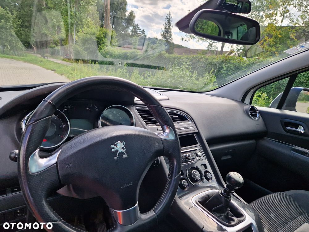 Peugeot 5008 - 9