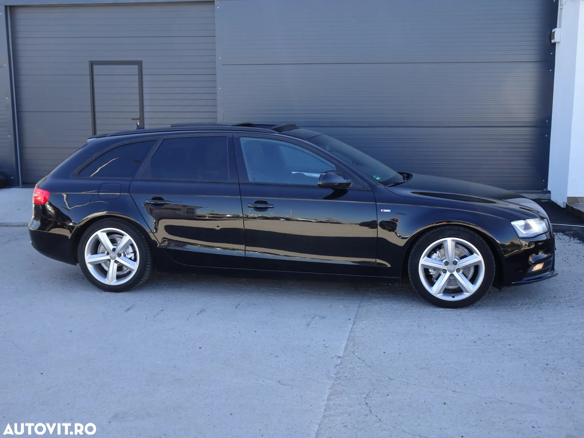 Audi A4 Avant 2.0 TDI DPF multitronic S line Sportpaket - 16