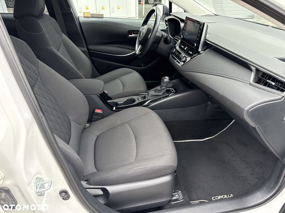 Toyota Corolla 1.8 Hybrid Comfort - 8