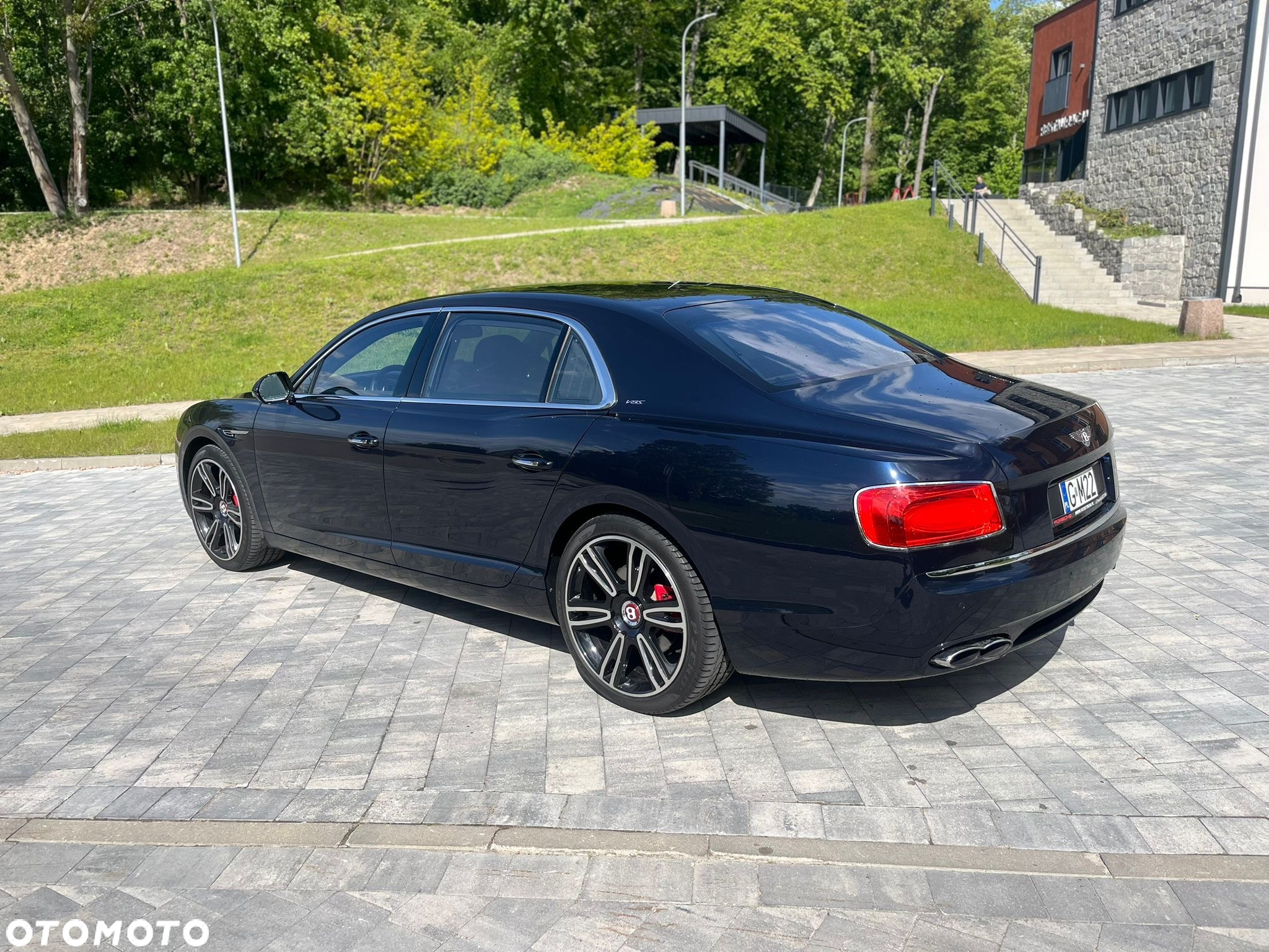 Bentley Flying Spur V8 S - 7
