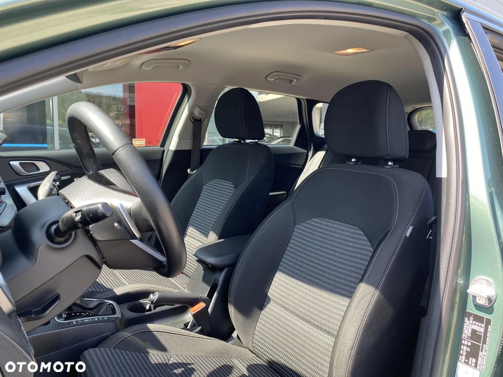 Kia Ceed 1.5 T-GDI M DCT - 11