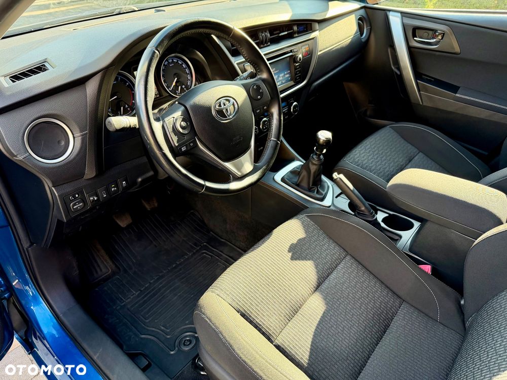 Toyota Auris 1.6 Premium Start - 15