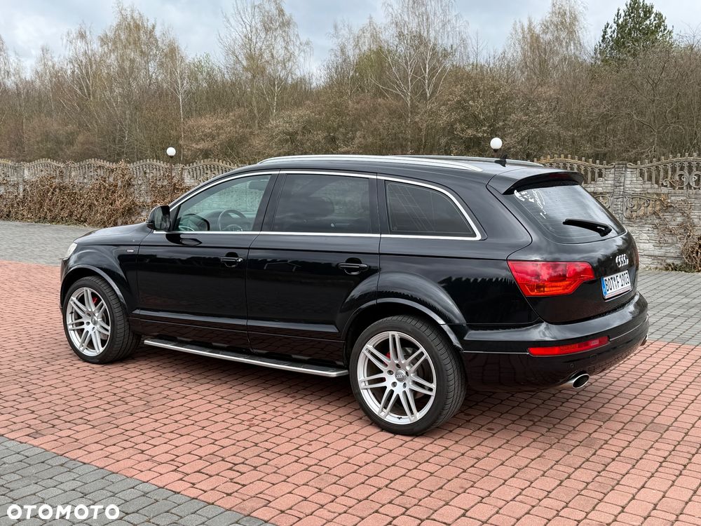 Audi Q7 - 9