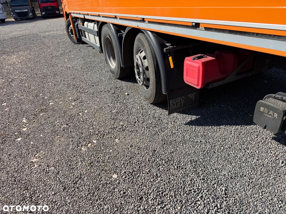 Mercedes-Benz Actros - 6