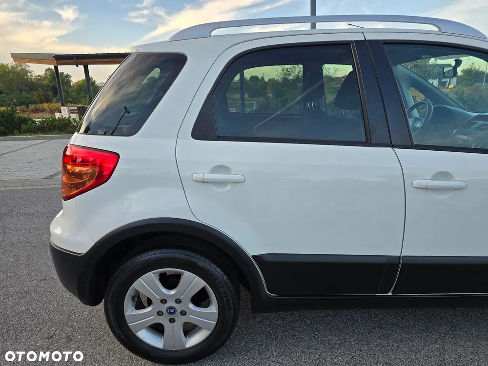 Fiat Sedici 1.6 16V 4x4 Luxury - 33