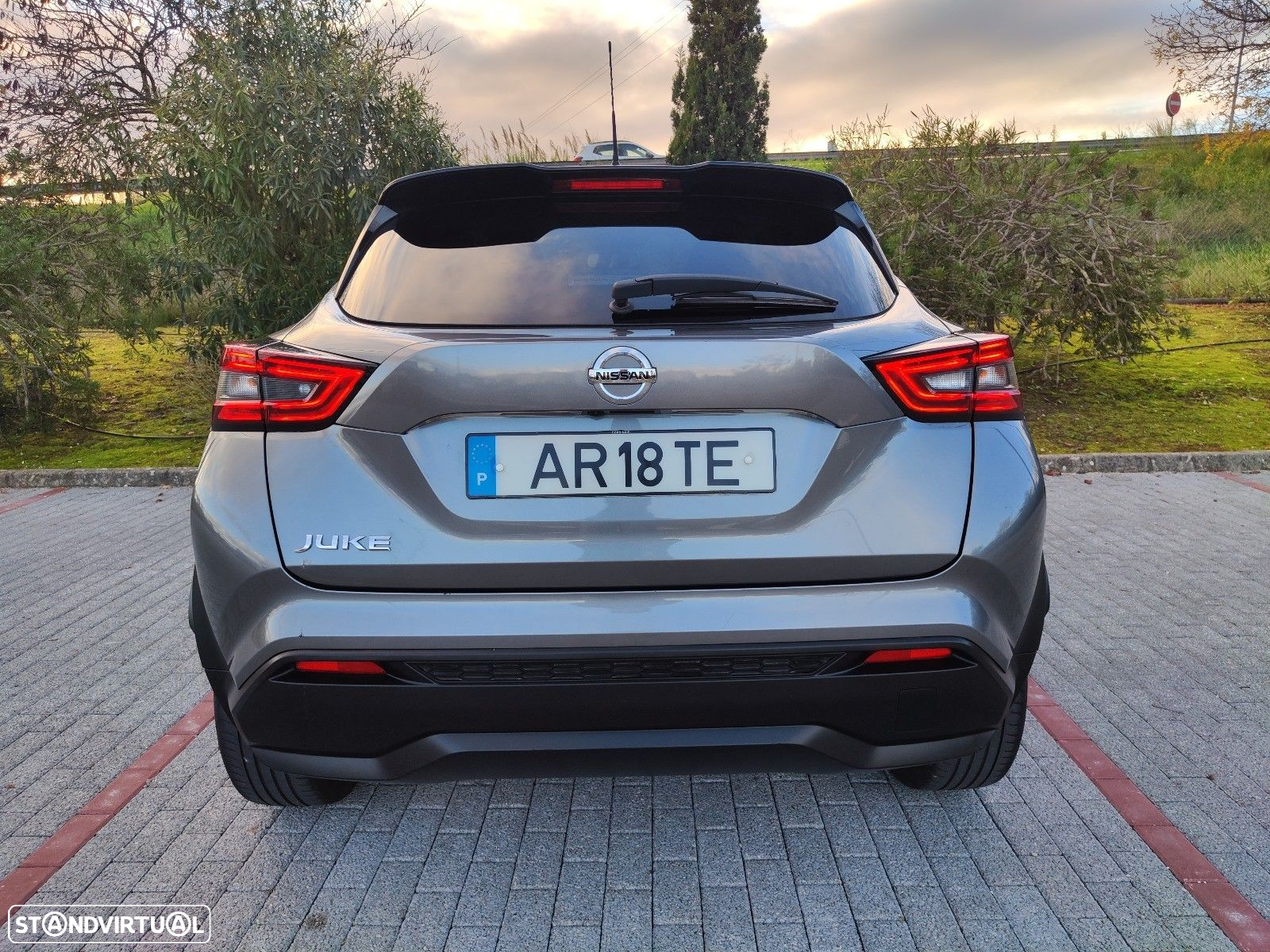 Nissan Juke 1.0 DIG-T Tekna DCT - 12