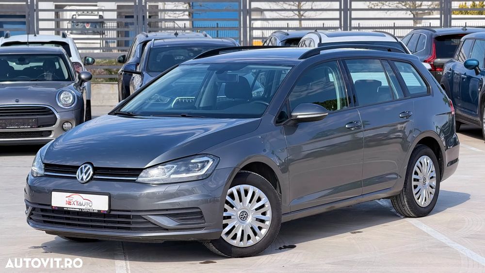 Volkswagen Golf 1.6 TDI DSG Comfortline - 1