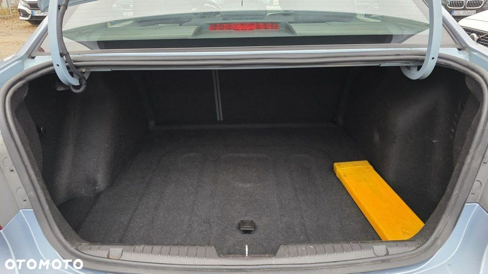 Chevrolet Cruze - 19