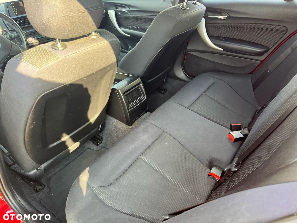 BMW Seria 1 116d - 13