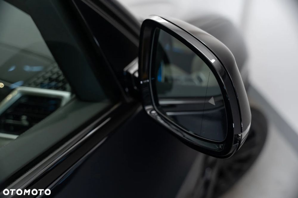 BMW X5 xDrive40d mHEV - 17