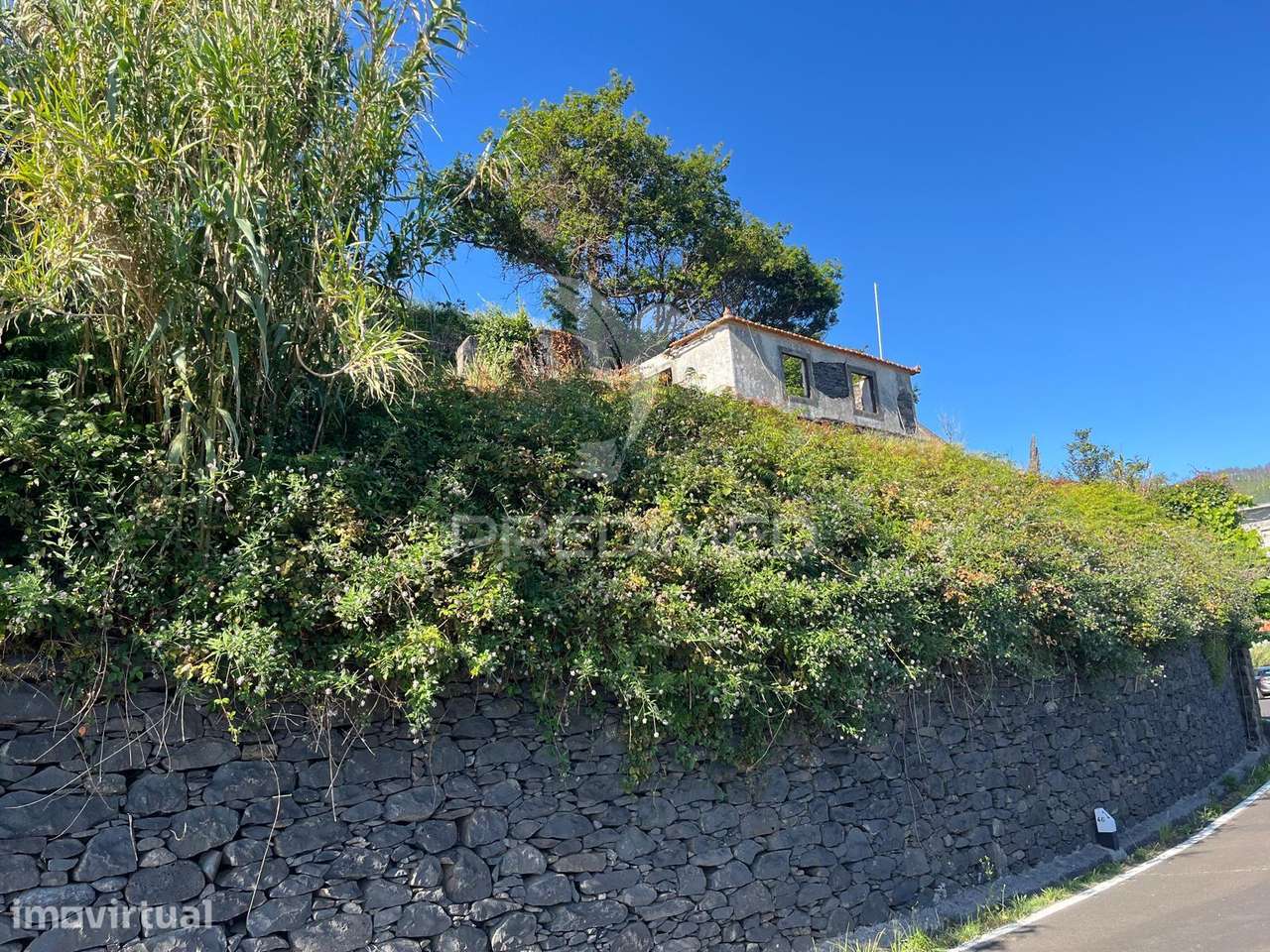 Moradia + Palheiro para Reconstrução | 750 m² de Terreno | À Beira... - Grande imagem: 5/6