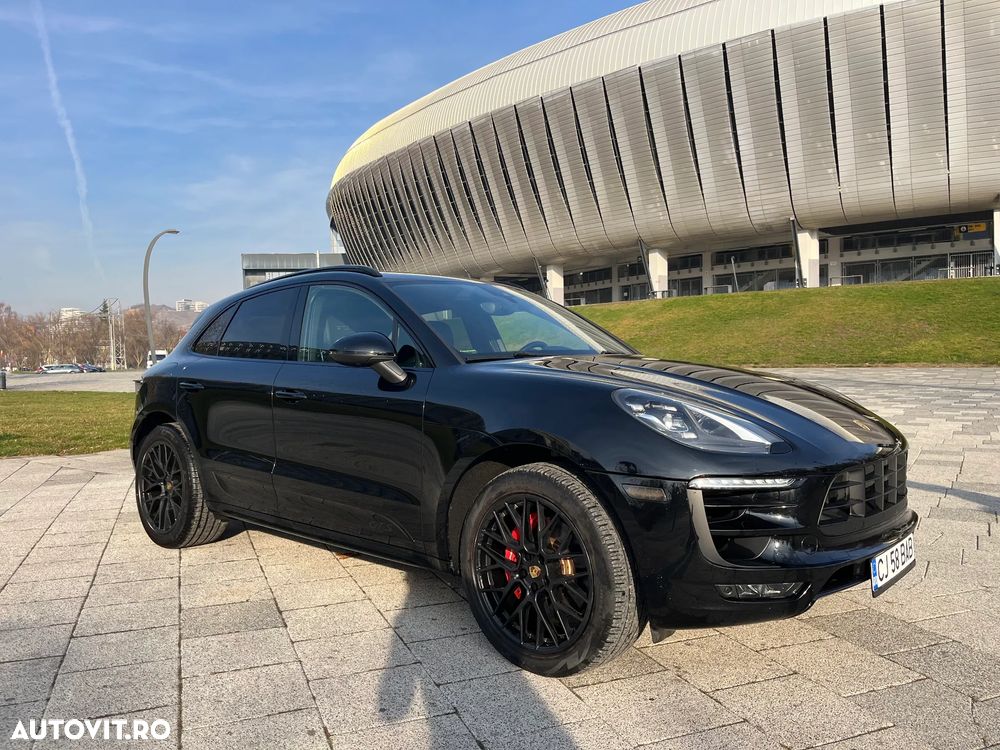 Porsche Macan GTS PDK - 1