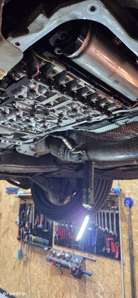 BMW Seria 5 525d - 33