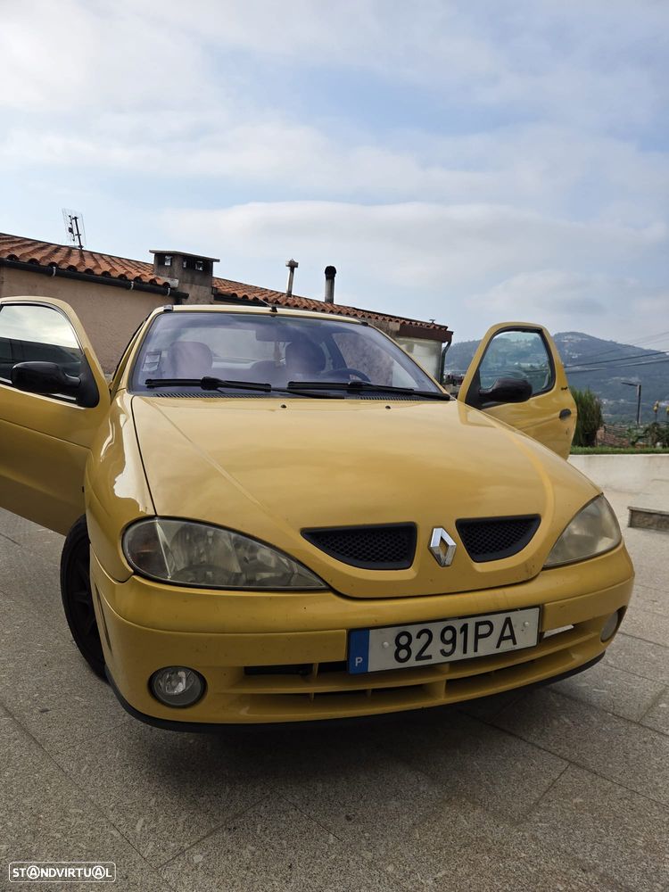Renault Mégane Grand Coupe - 1