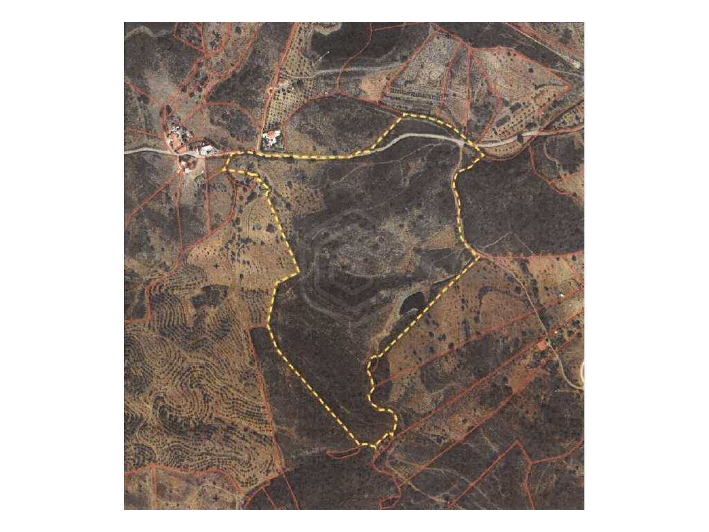 Terreno com 128.000 m2 de área em Castro Marim (Botelhas), perto da... - Grande imagem: 3/17