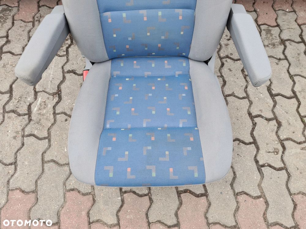 VW T5 fotel kierowcy przód podłokietnik LLL - 3