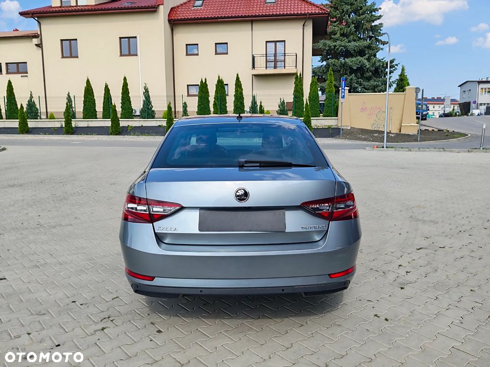 Skoda Superb 1.5 TSI ACT DSG Style - 8
