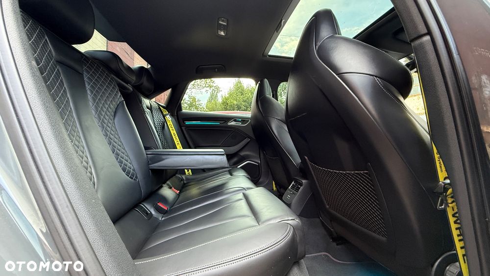 Audi S3 S tronic - 26