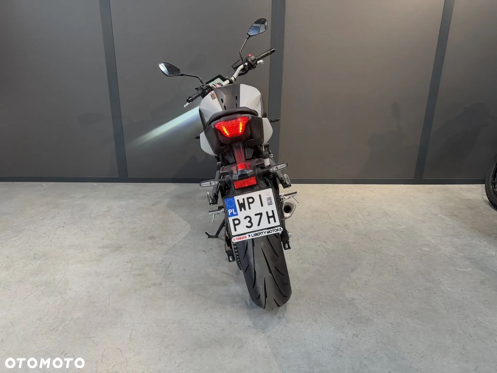 Yamaha MT - 7