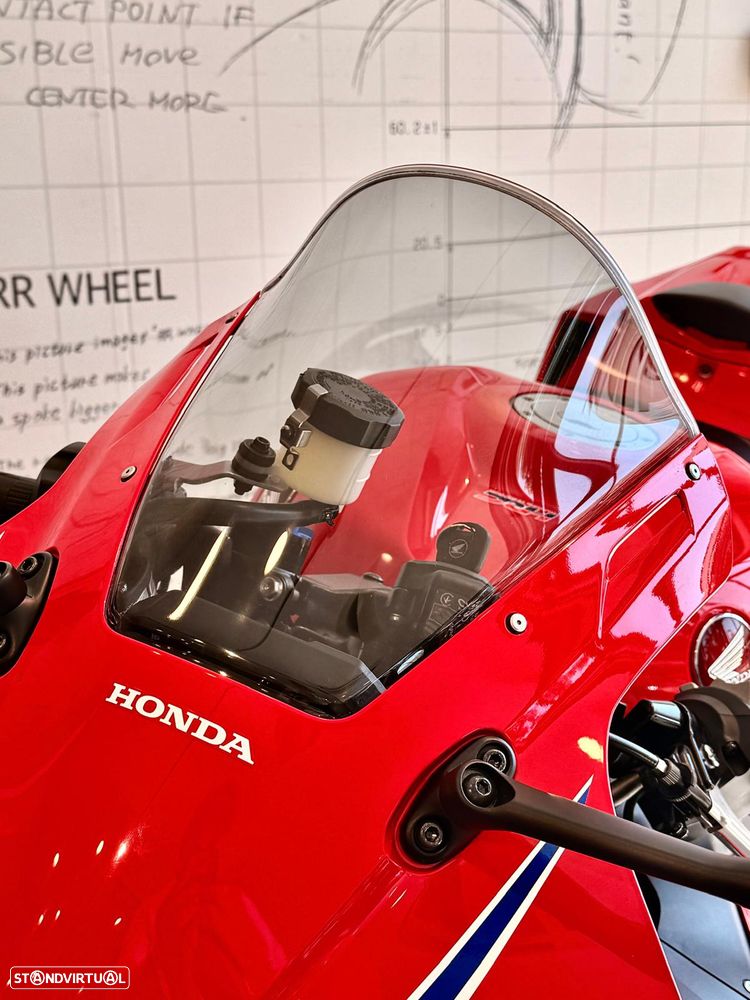 Honda CBR 600RR - 4