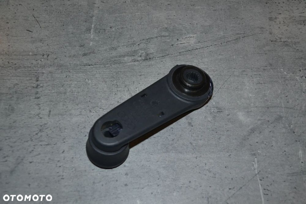 AUDI A4 B6 B7 A2 KORBKA SZYB ORYGINAŁ 8Z0837581B - 2