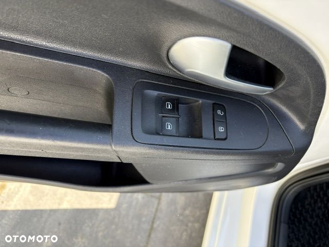 Volkswagen up! white style - 13