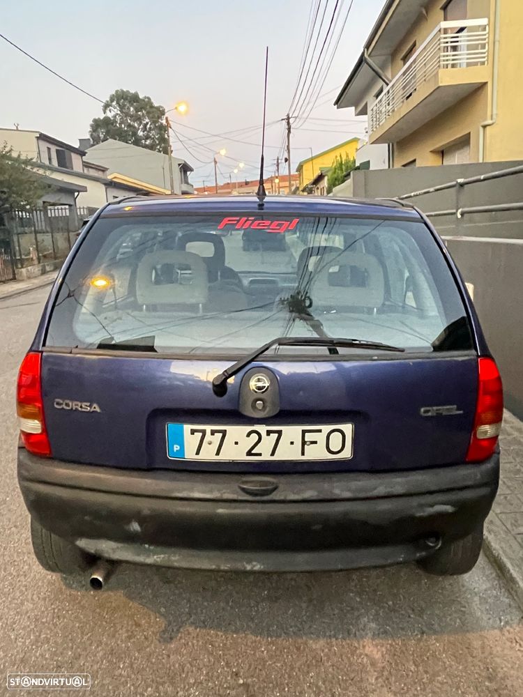 Opel Corsa 1.2 GLS - 3