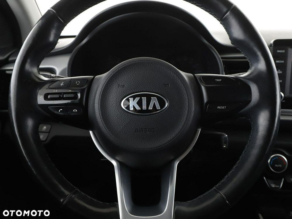 Kia Rio 1.2 Dream Team Edition - 21