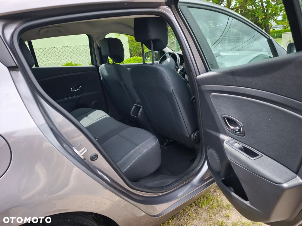 Renault Megane - 11
