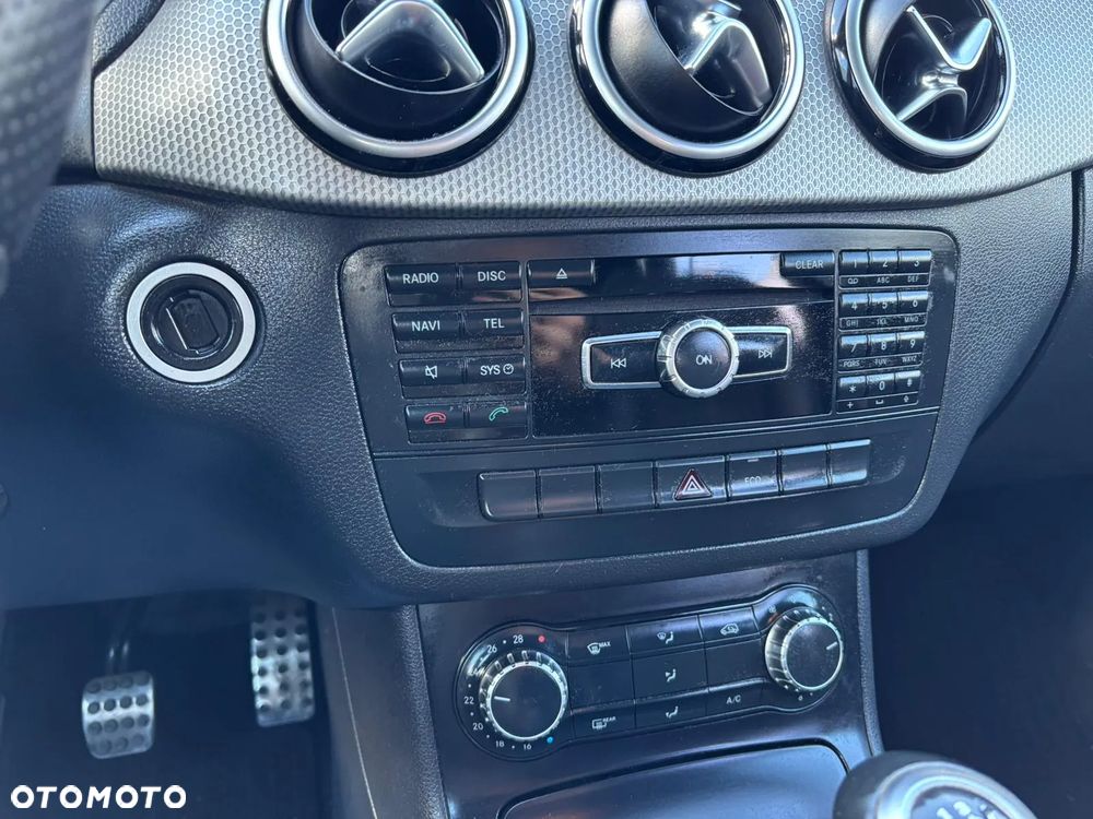 Mercedes-Benz Klasa B 180 BlueEFFICIENCY Edition - 11
