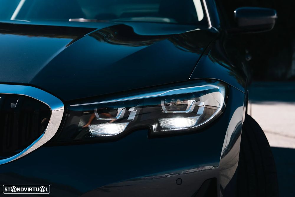 BMW 330 e Aut. Advantage - 3
