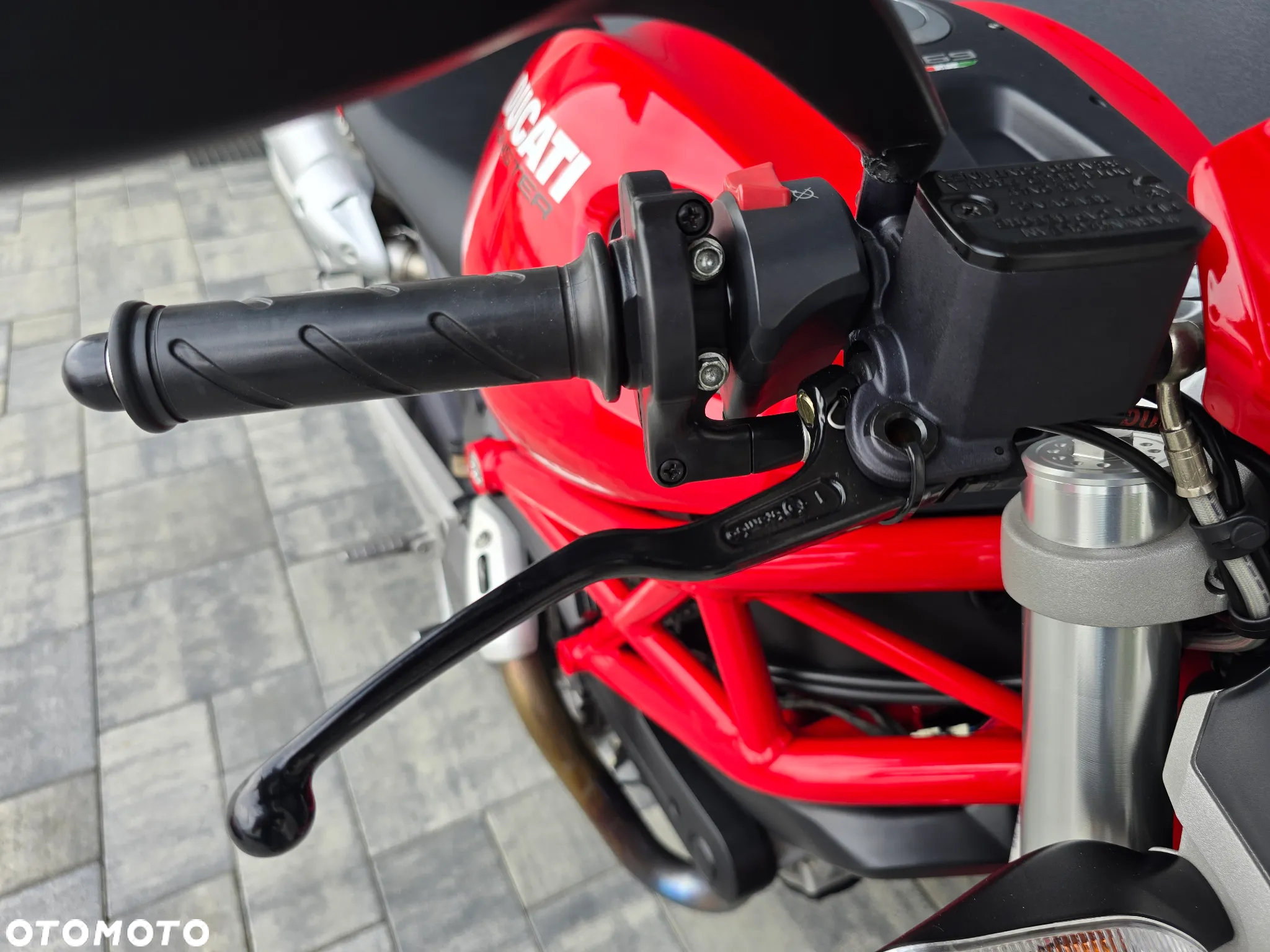 Ducati Monster - 23
