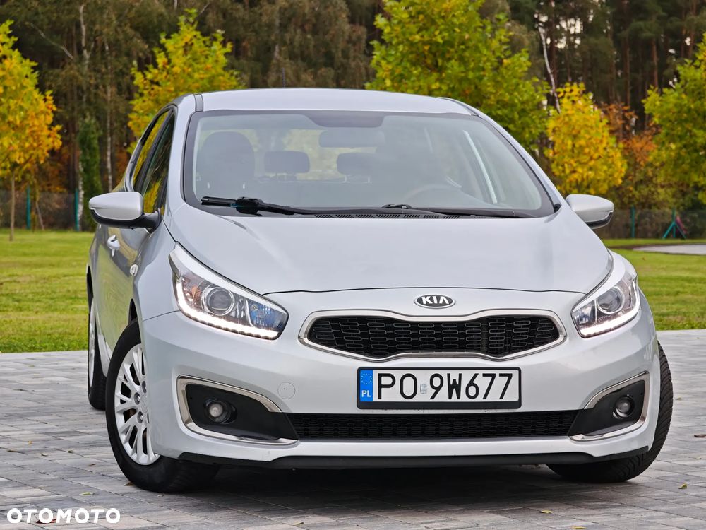 Kia Ceed 1.6 CRDi Smart - 17