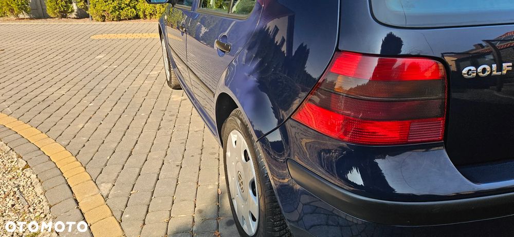 Volkswagen Golf - 18