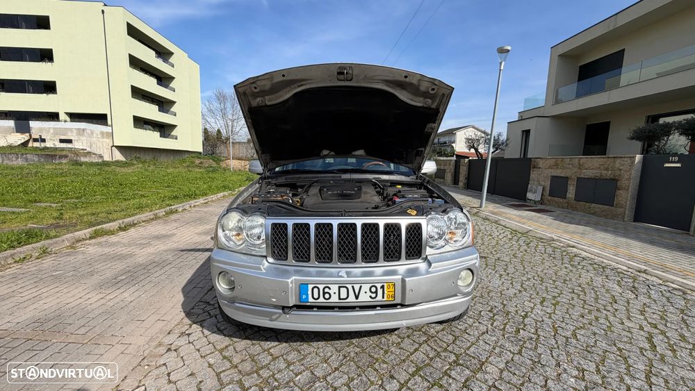 Jeep Grand Cherokee 3.0 CRD V6 Overland - 22