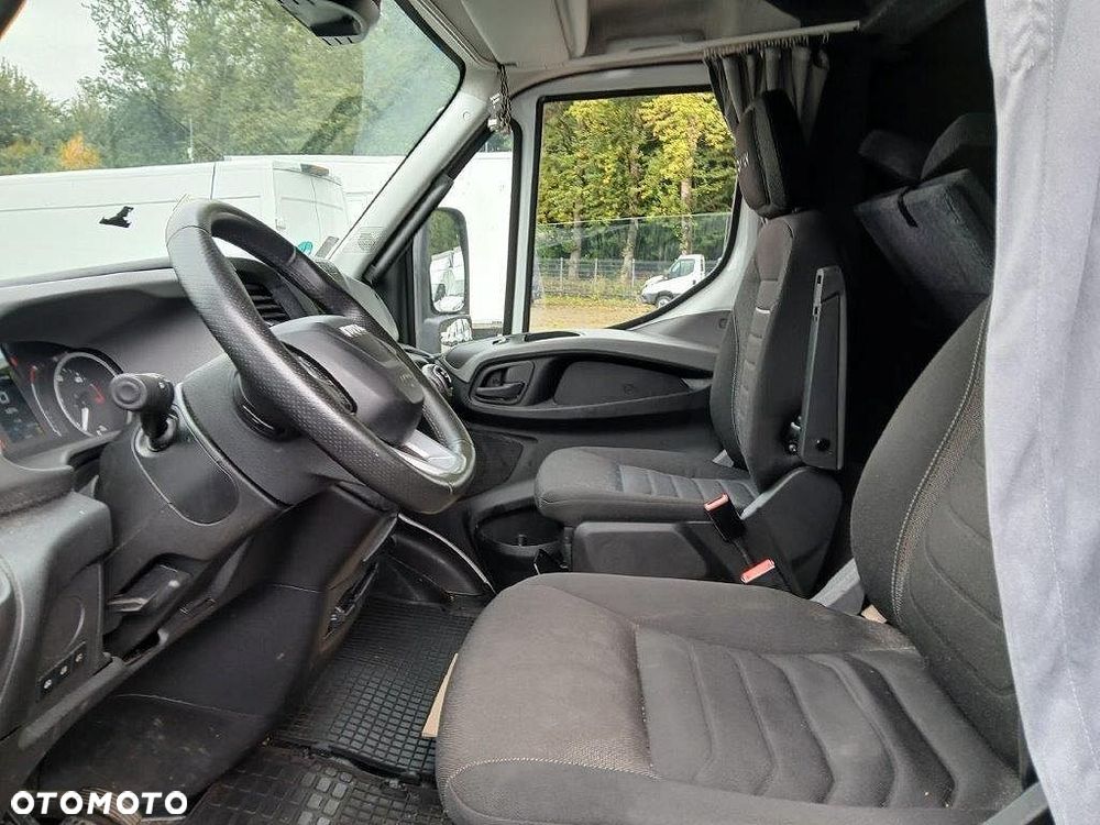 Iveco DAILY 70C18 - 5